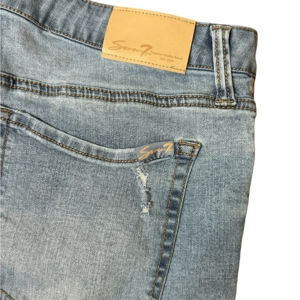 Seven 7 Medium Wash Denim Shorts Raw Hem Size 12
